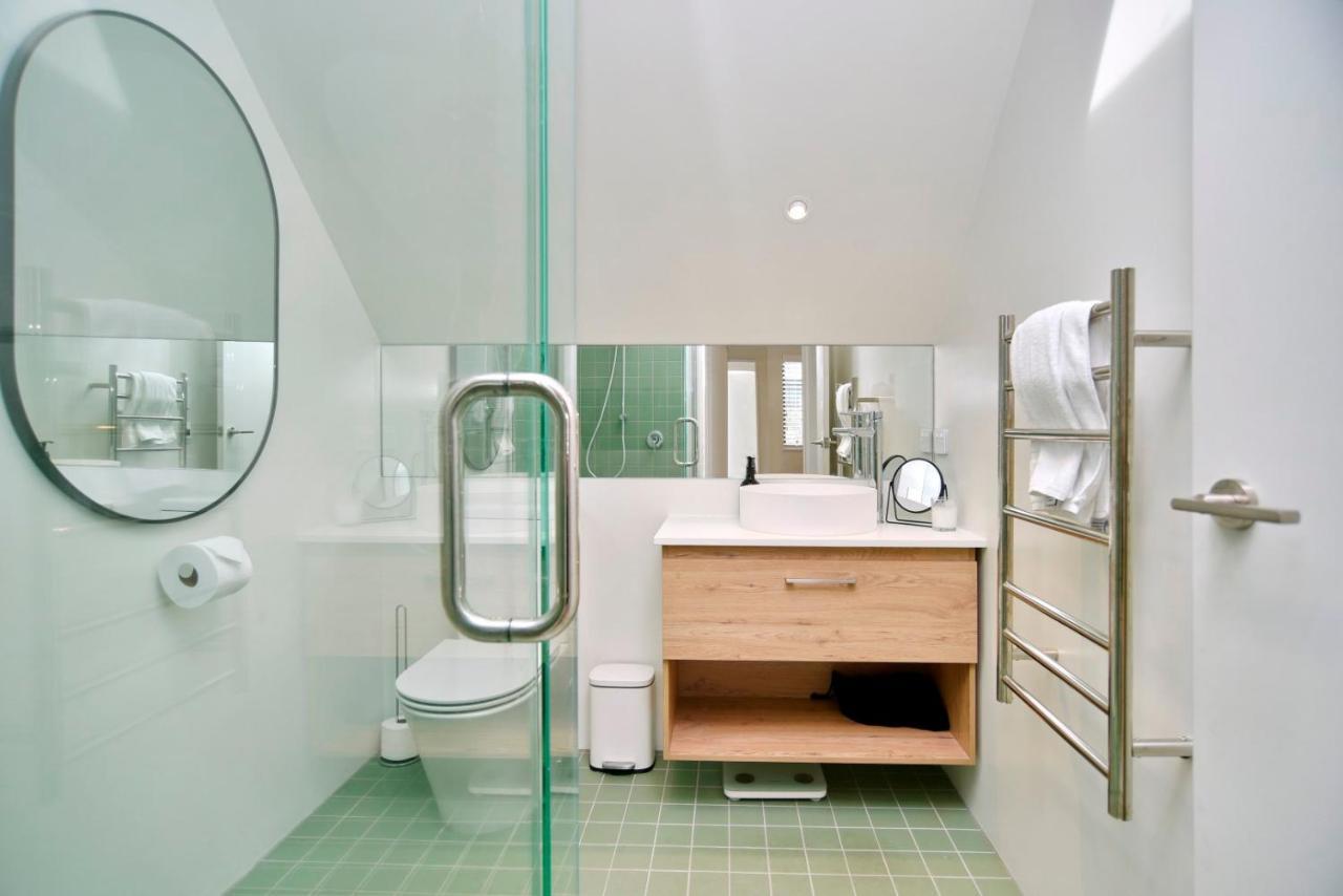 Dickens St - Christchurch Holiday Homes Экстерьер фото