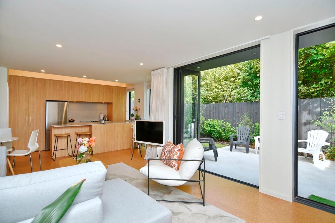 Dickens St - Christchurch Holiday Homes Экстерьер фото