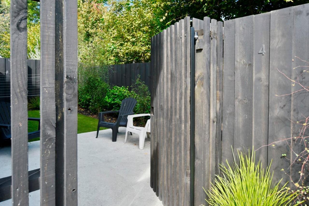 Dickens St - Christchurch Holiday Homes Экстерьер фото