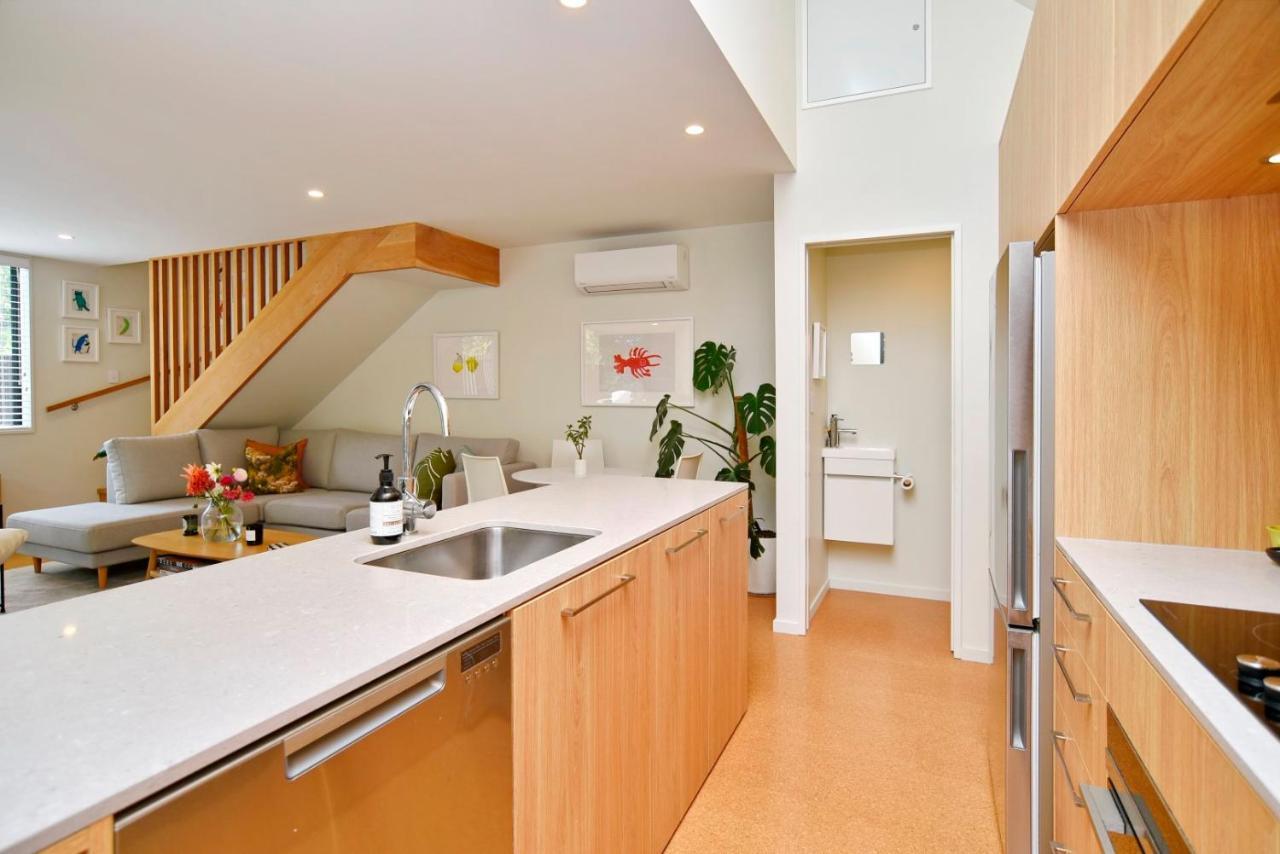 Dickens St - Christchurch Holiday Homes Экстерьер фото